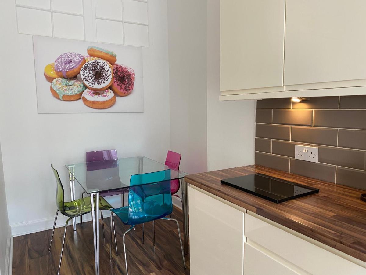 Lovely Main Door 2 Bed Apartment Edinburgh Exterior photo